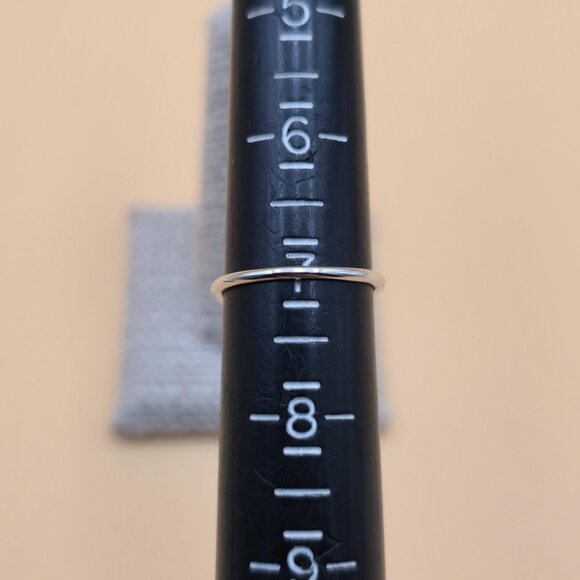 Size 7 Sterling Silver Oval Blue Cubic Zirconia Gemstone Ring A5511 - Picture 7 of 9